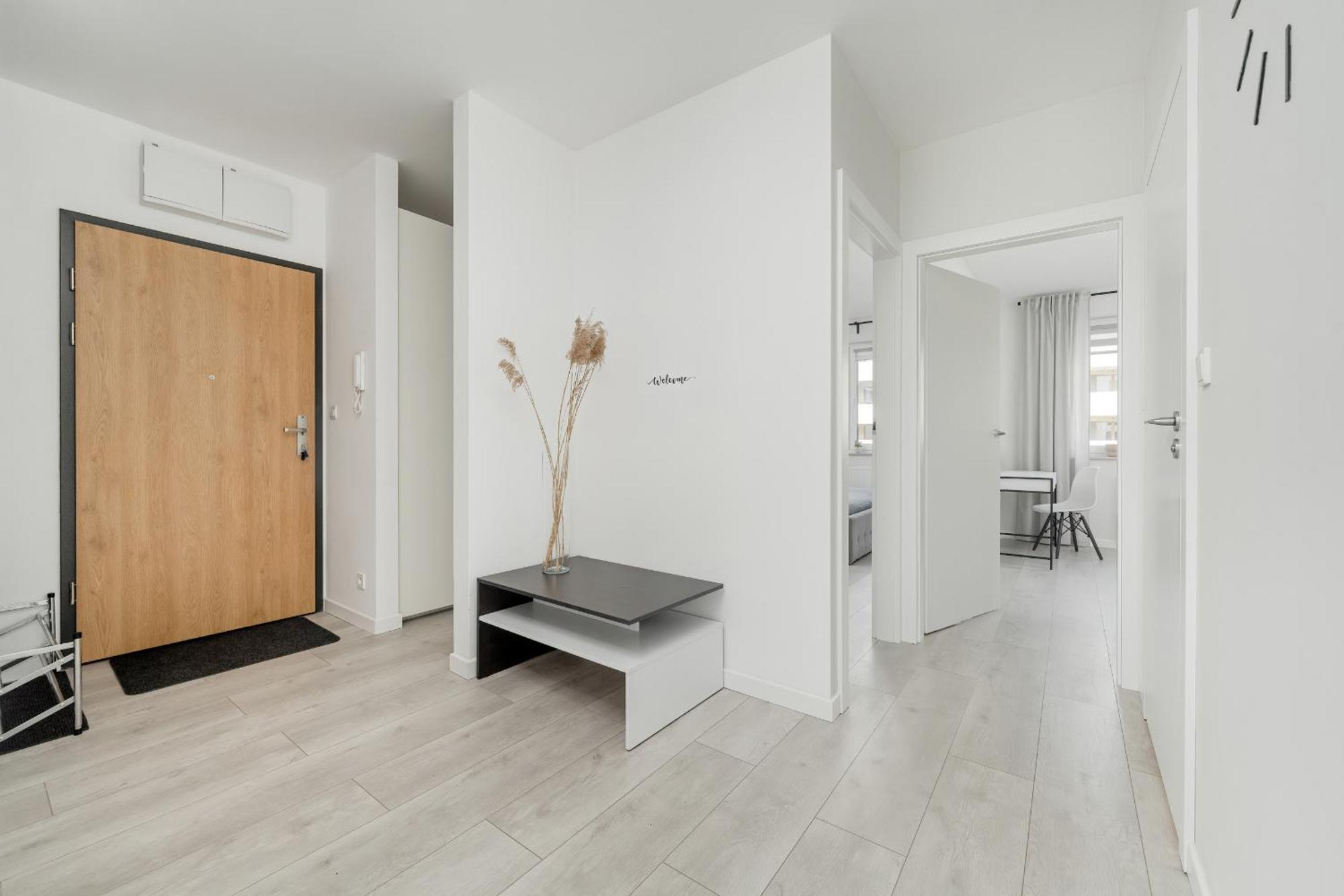 Miedziana Bright Apartment With Balcony And Parking Wroclaw By Noclegi Renters Zewnętrze zdjęcie